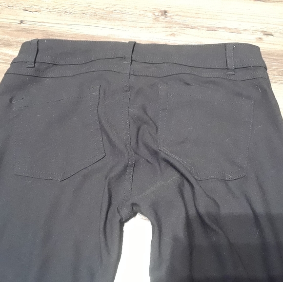 Black Stretchy Skinny Pants - Picture 6 of 6